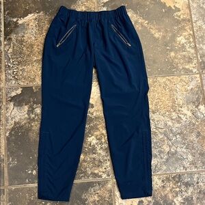 Women’s Athleta pants size 4